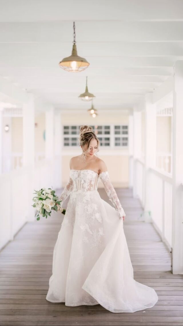 ALEX + MJ perfection all around. 💕💕💕
Styled by team @studiomphairmakeup Galina & Kim.

Photography: @evanrphotography 
Wedding planner: @simplyyoukw 
Floral: @milan_event 
Venue: @oceankeyresort 
Bridal bouquet preservation: @pressedbloomkw

•
•
•

#keywest #studiomphairmakeup  #keywestweddingphotographer #keywesthairandmakeup #keywestbridalhair  #keywestwedding 
#keywesthairstylist 
#keywesthairsalon
#keywestweddingplanner 
#weddingvenues